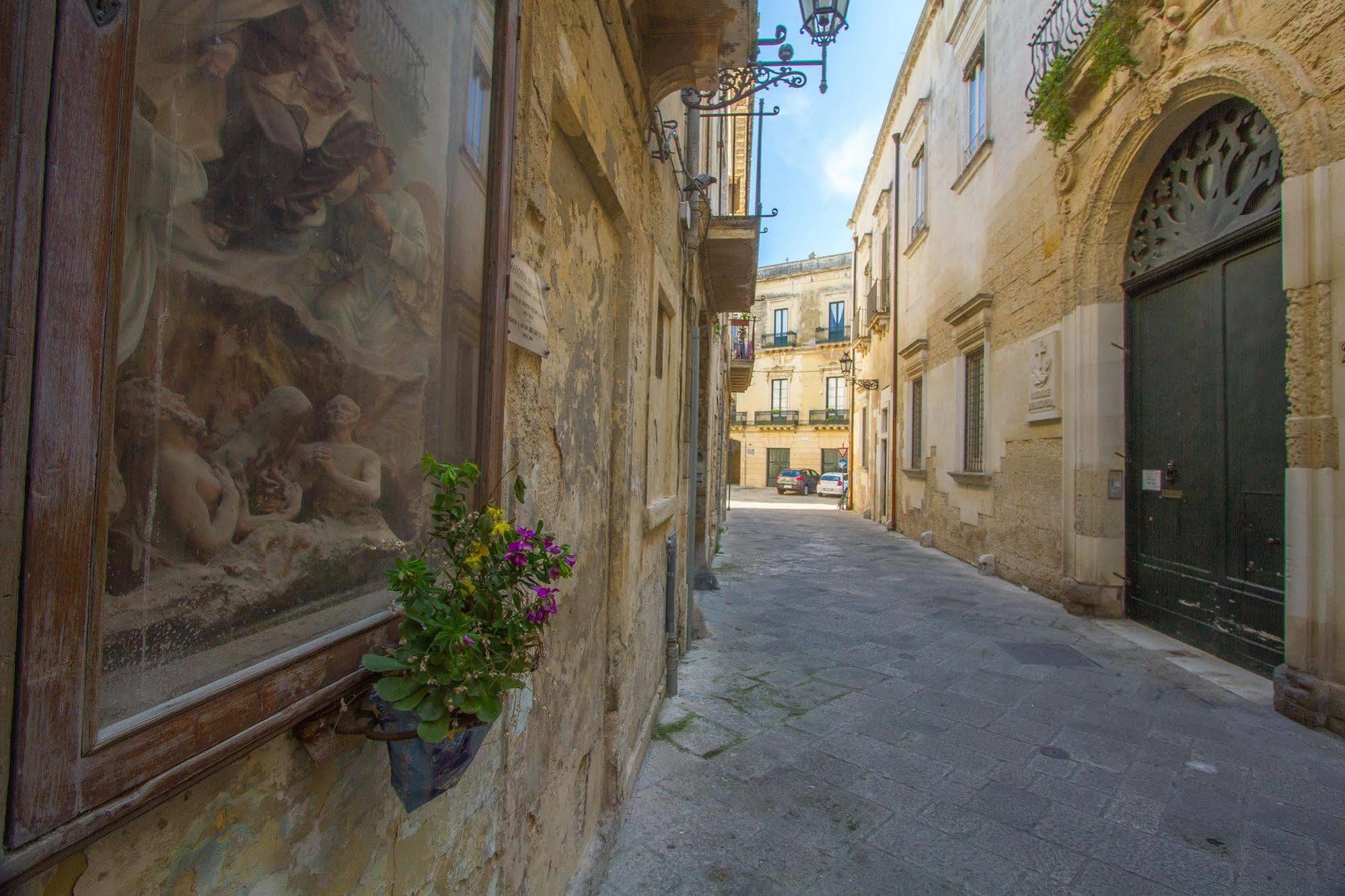 B&B Casa Li Santi Lecce Exterior foto